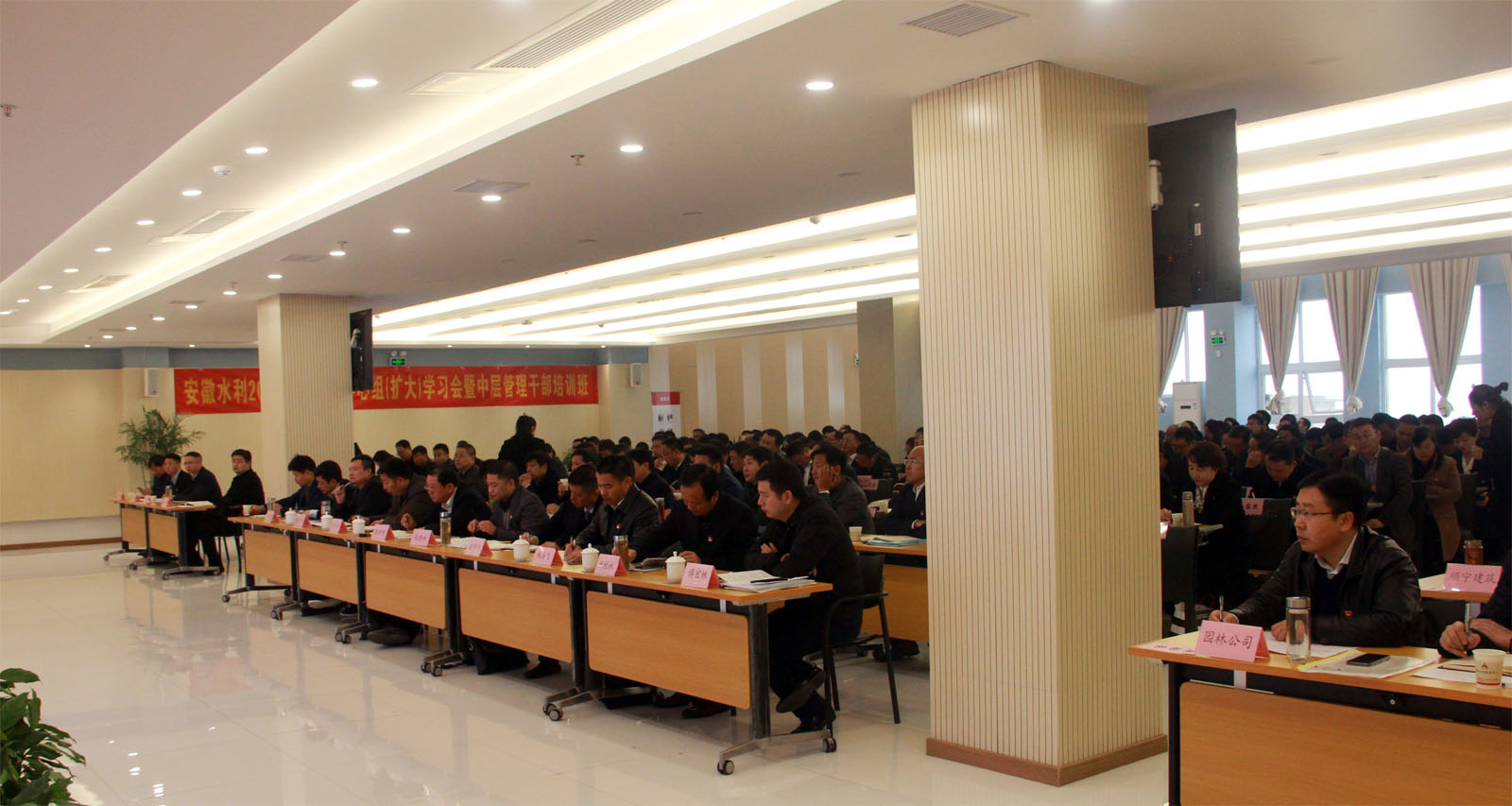 1543910695803790.jpg 3.jpg