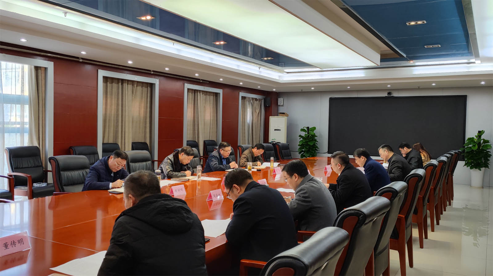 1636440398718028.jpg 12345.jpg