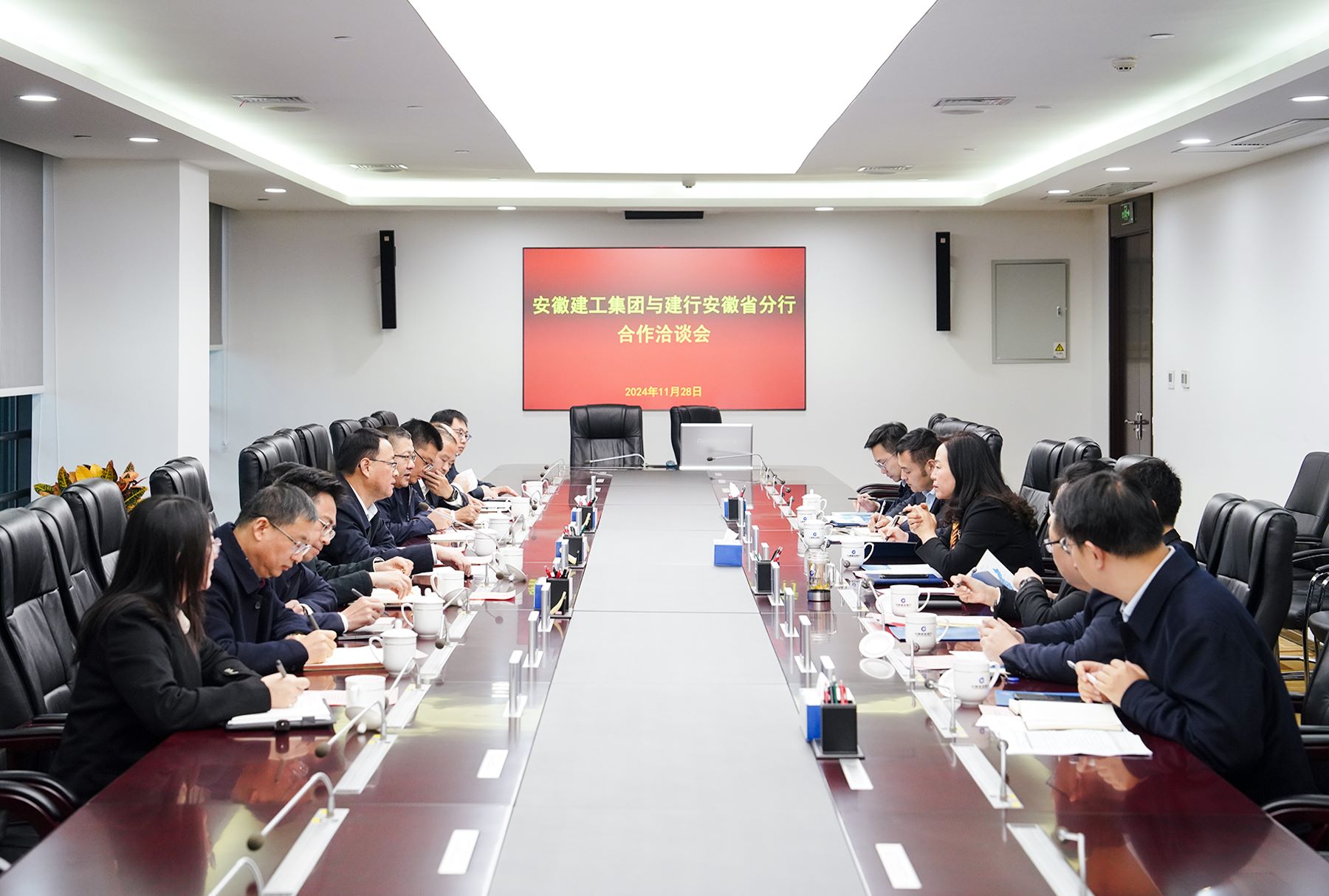 1733102611583244.jpg j22.jpg